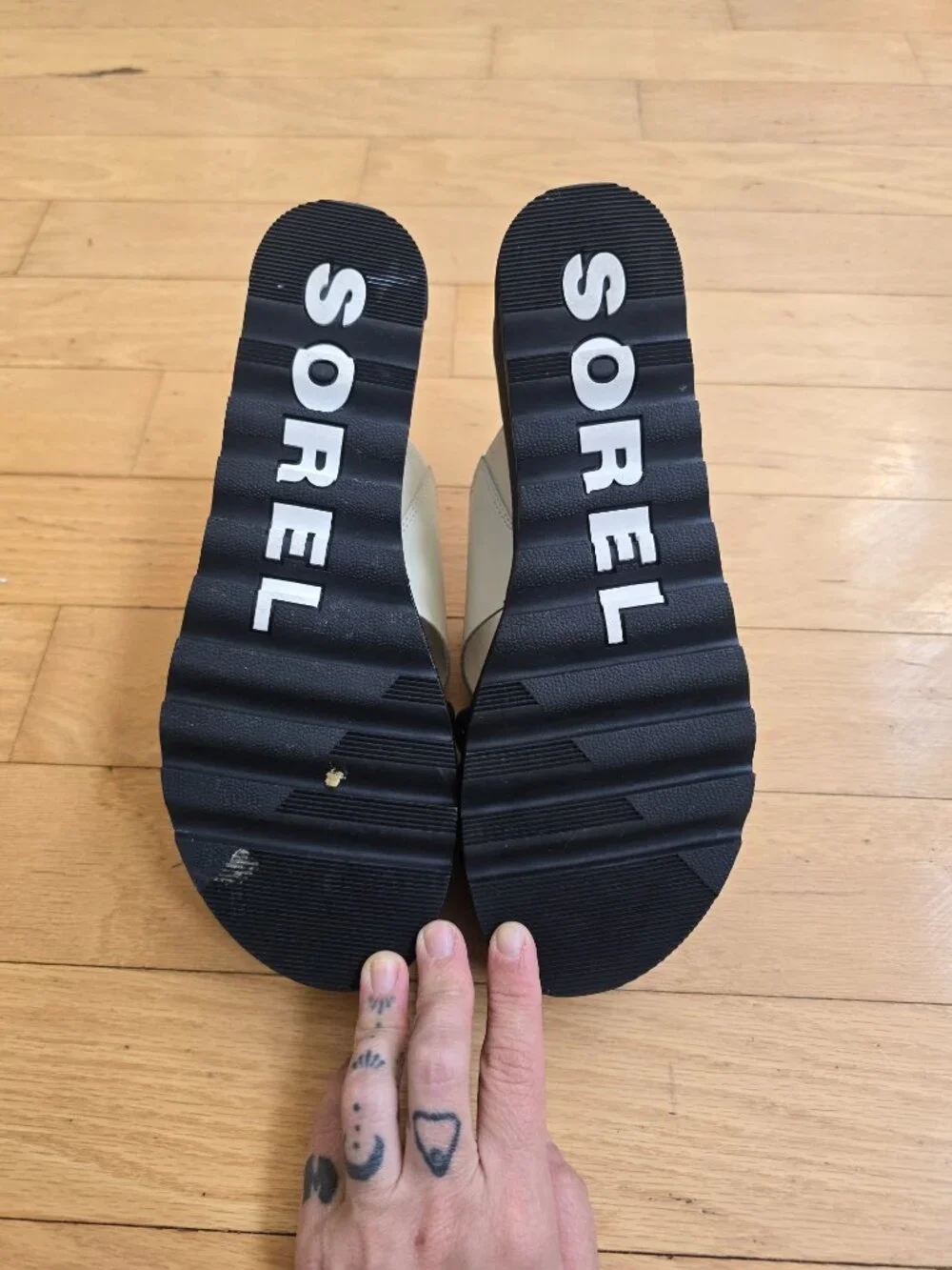 Sorel | Cameron Flatform Puff 'Black Sea Salt' platform sandals | WMS 9.5 - Picture 10 of 10